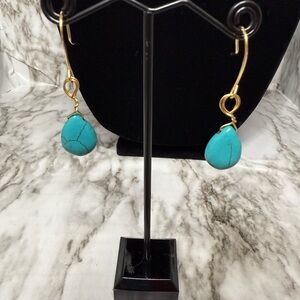 Elegant Turquoise and Gold Drop Earrings